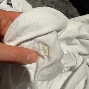 Peros Kapsül Deterjanı Çözünmedi Ve Çamaşırları Yapışkan Bıraktı