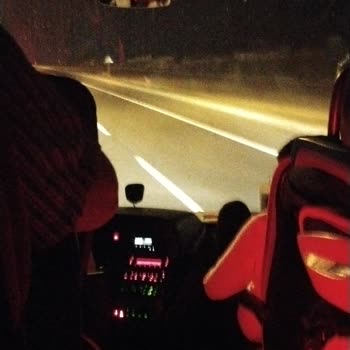 Denizli-Adana Seferinde Kırık Koltuk Ve Saygısız Personel Nedeniyle 12 Saatlik İşkence