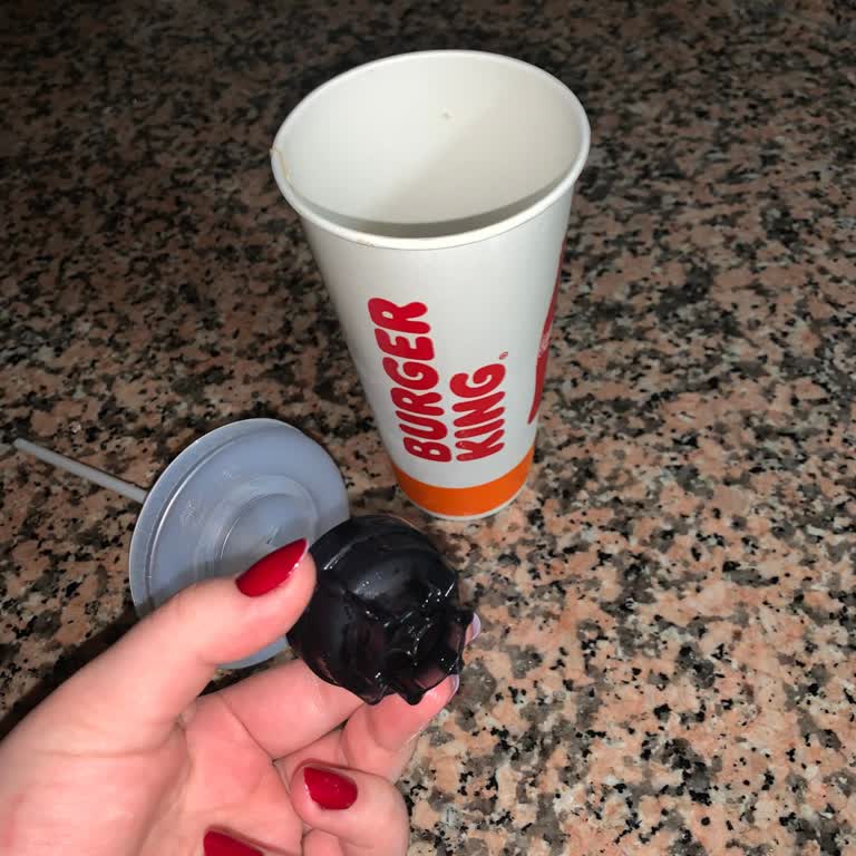 Burger King'de Hijyen İhlali Ve Cevapsız İletişim