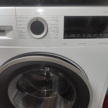 Bosch Çamaşır Makinesinden Çıkan Tozlu Ve Tüylü Çamaşırlar Garanti Kapsamında Çözülmedi