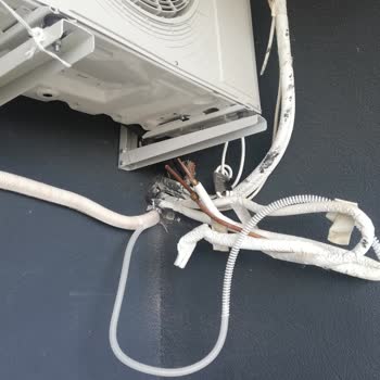 Yetkili Servisin Bosch Klima Montajı Düzensiz Ve Güvensiz