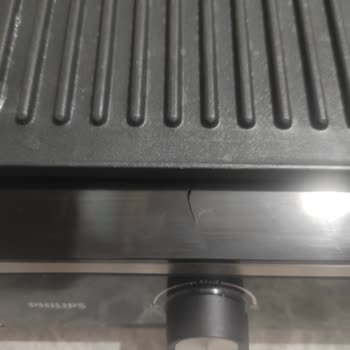 Garanti Kapsamındaki Çatlak Panelin Ücretli Değişim Talebi