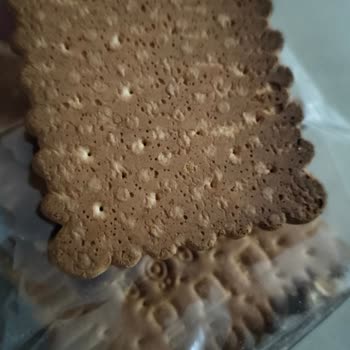 Migros Edremit’ten Aldığım Yanmış Eti Pötibör Bisküvileri İçin Yeni Ürün Ve Geri Dönüş Talebi