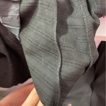 Kirli Ve Beden Uymayan Eteğin İadesi Reddedildi, Satıcı Hakaret Etti