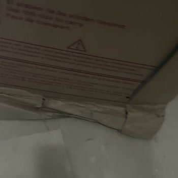 Kırık Koli Ve Hasarlı Buzdolabı Teslimatı İçin Yeni Ürün Talebinin Reddedilmesi