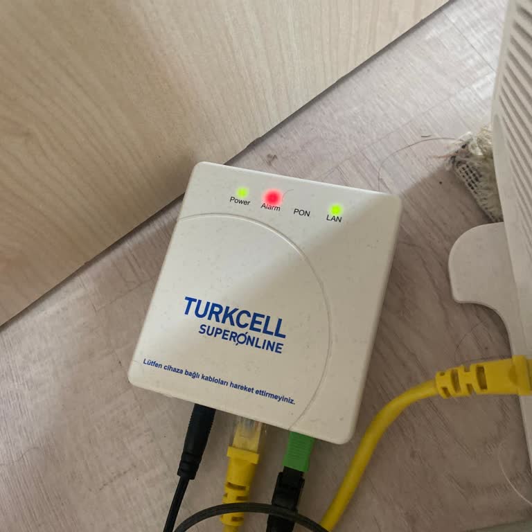 22 Gün Süren İnternet Sorunu Ve Yardım Eksikliği