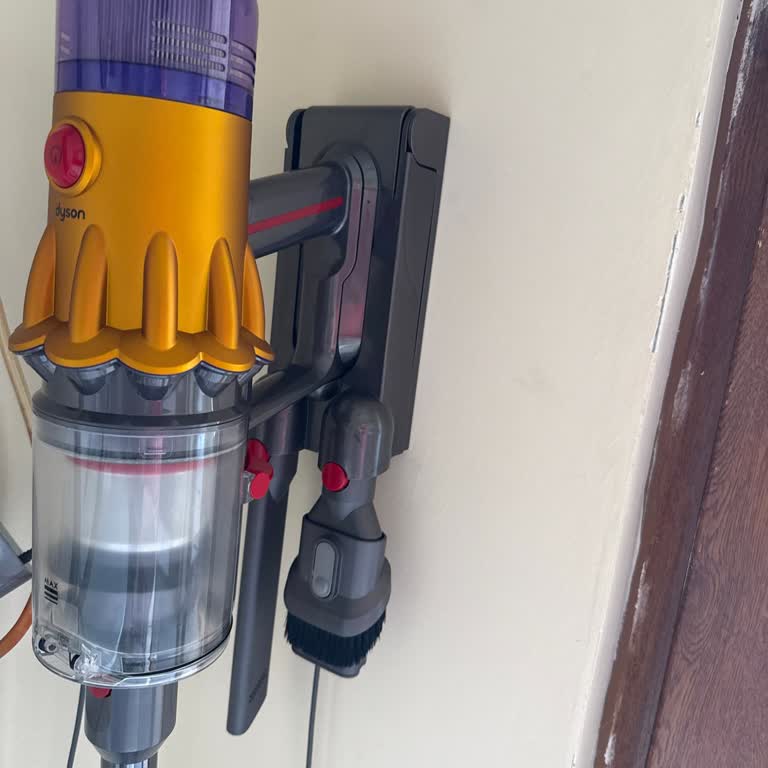 Garanti Servisinde Dyson Süpürge Çalışmaz Hale Geldi