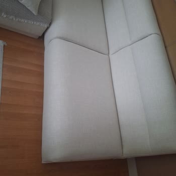 Teslim Edilen Paloma Köşe Takımında Eksik Ayaklar Ve Kırık Sunta Nedeniyle Montaj Gecikmesi