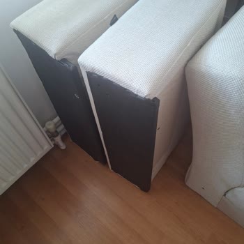 Teslim Edilen Paloma Köşe Takımında Eksik Ayaklar Ve Kırık Sunta Nedeniyle Montaj Gecikmesi
