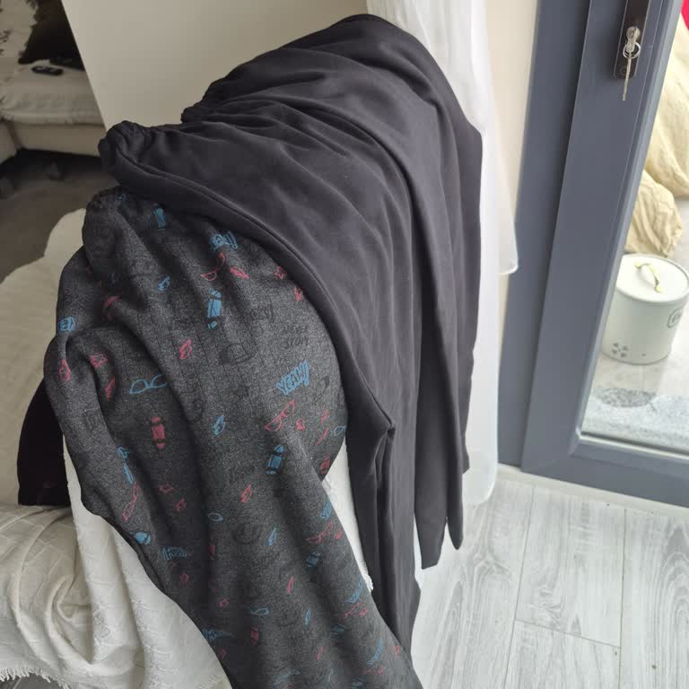 Yanlış Pantolon Gönderimi Ve Cevapsız Müşteri Hizmetleri Nedeniyle 850 TL Tam İade Talebi