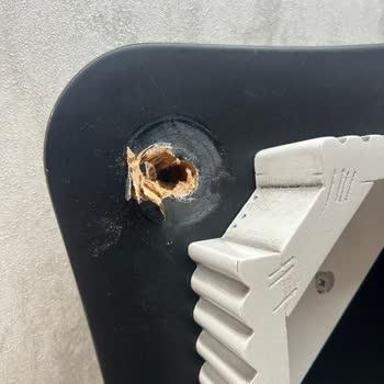 Eksik Ve Hasarlı Mobilya, Sürekli Gecikme Ve Çözüm Yok