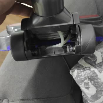 Dyson Kablolu Süpürge Parça Kırılması Ve Yüksek Tam Değişim Ücreti
