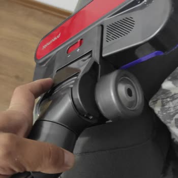 Dyson Kablolu Süpürge Parça Kırılması Ve Yüksek Tam Değişim Ücreti