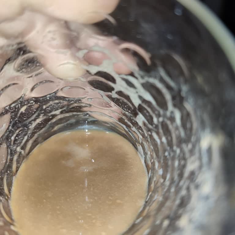 Nescafé Soğuk Kahvede Beyaz Cisimler Ve Hijyen Endişesi
