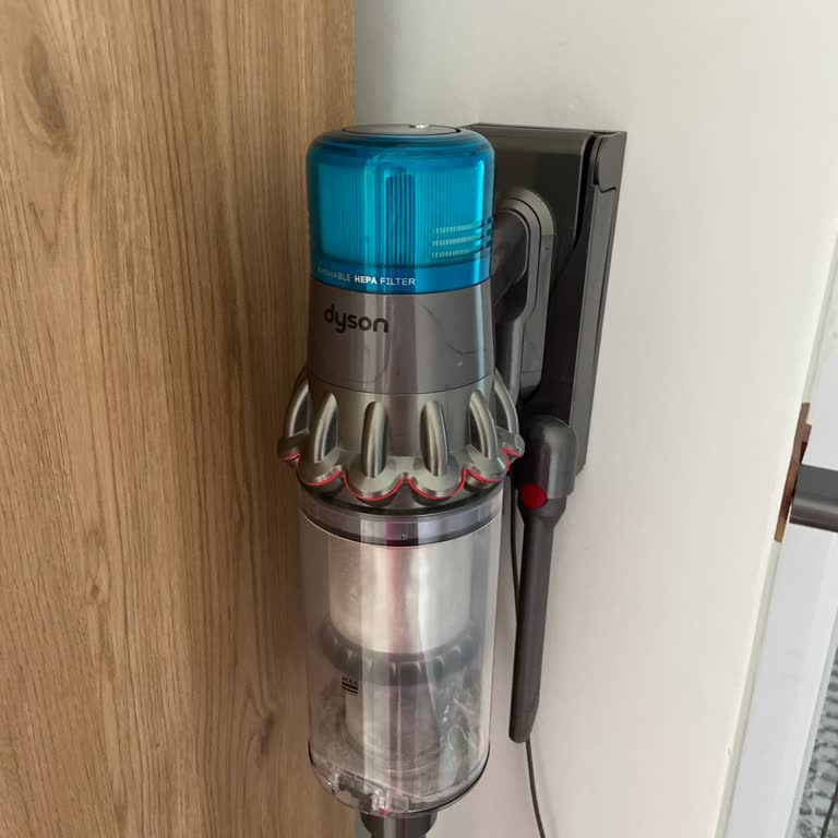 Dyson V15 Çalışırken Duruyor, Müşteri Çözüm Teklifi Çelişkili