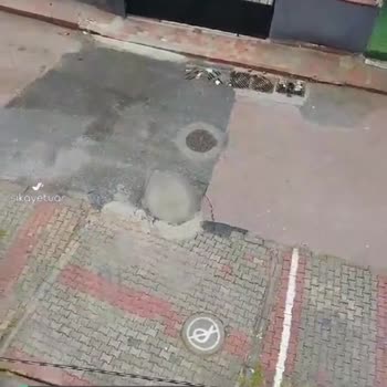 Sancaktepe Belediyesi Asfalt Çökmesi, Yolda Çökme Meydana Geliyor