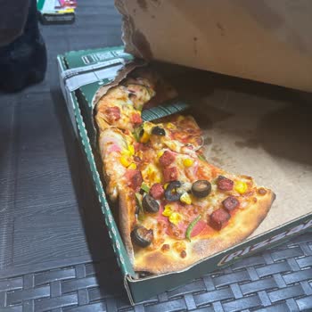 PizzaLazza Geç Teslimat ve Dağılmış Pizza Kabul Edilemez