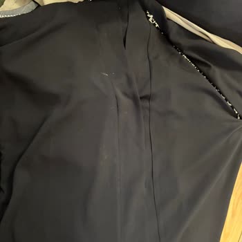 Ayşe Korkut Design'dan Lekeli Ve Kusurlu Abaya, Cevapsız Şikayet Ve Geciken İade