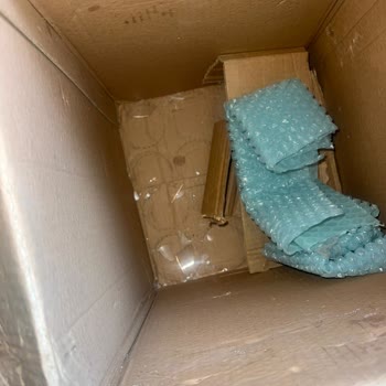 Kargo Teslim Edilmeden Hasar Bildirildi, 3200 TL Değerindeki Mallar Mahvoldu