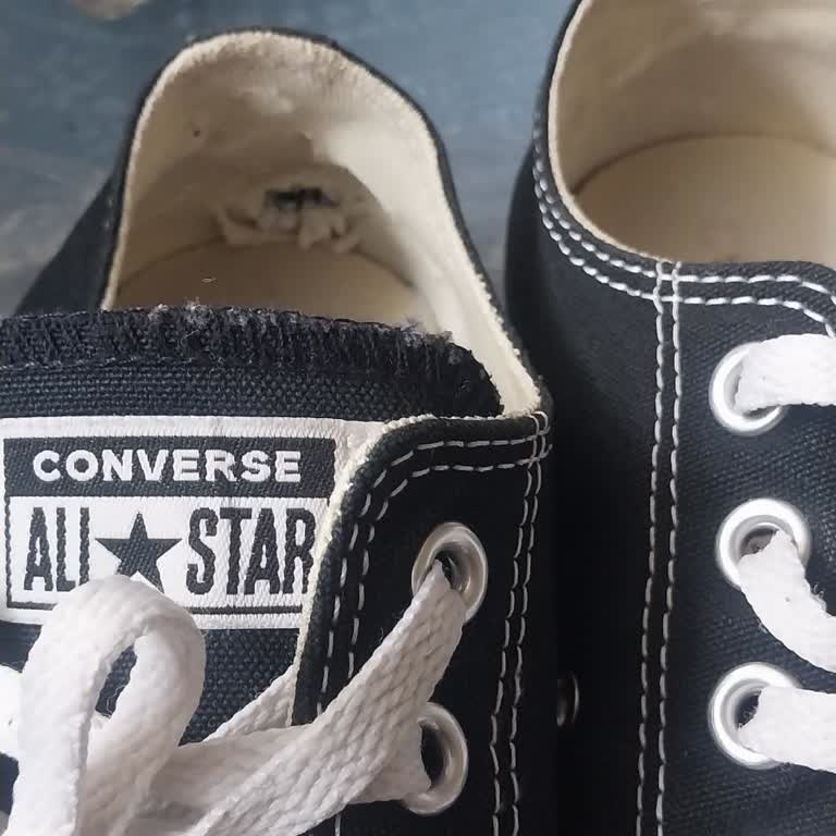 Converse Ayakkabısındaki Deformasyon Ve İade Sürecinde Hayal Kırıklığı