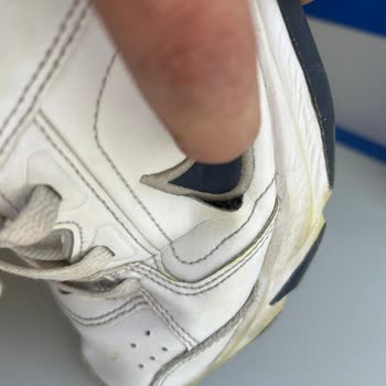 Nike Air Force Ayakkabısının Açılma Sorunu Ve İade Talebi