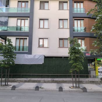 İzinsiz Çelik Konstrüksiyon Ve Tente Yapısı Güvenliğimize Tehdit Oluşturuyor
