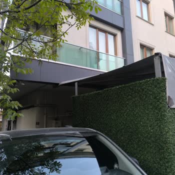 İzinsiz Çelik Konstrüksiyon Ve Tente Yapısı Güvenliğimize Tehdit Oluşturuyor