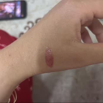 Dolap Uygulaması Üzerinden Satın Alınan Maybelline Rujunun Kullanılmış Olması Ve İade Talebi