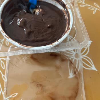 Samsun Şok Şubesindeki Profiterol Bozulmuş, Sağlık Endişesi Yaratıyor