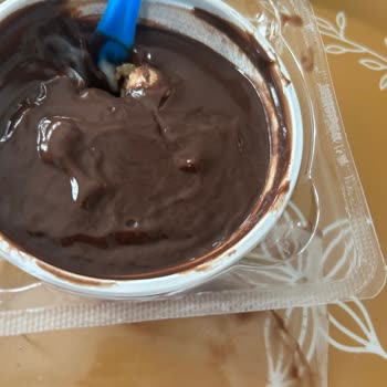 Samsun Şok Şubesindeki Profiterol Bozulmuş, Sağlık Endişesi Yaratıyor