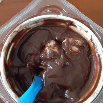 Lezztat Profiterolde Aşırı Ekşi Ve Acı Tat