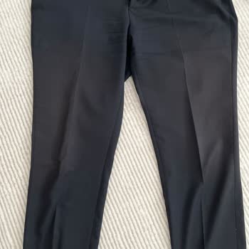 Lacivert Takım Elbisede Renk Değişimi Ve Ücret İadesi Talebi