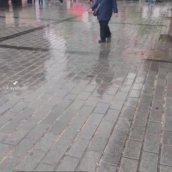 Gratis Yağmurlu Havada Tente Kapatma