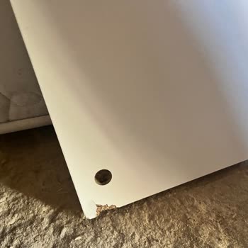 İki Kez Kırık Gelen IKEA Dolabı Değişiminde Aylarca Mağduriyet