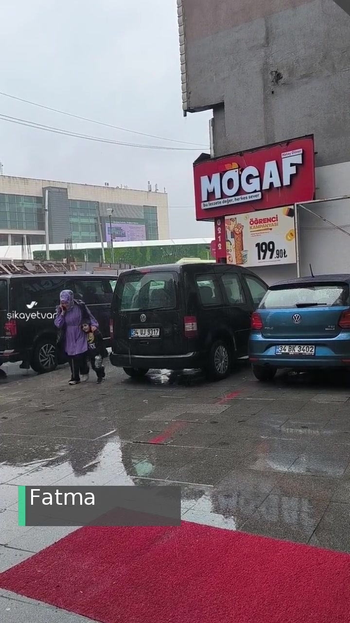 Zeytinburnu Belediyesi Binadan Başımıza Sular Akıyor! videonun kapak resmi