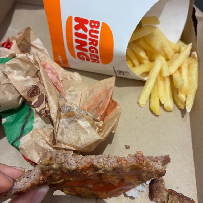 Pembe Köfte Ve Sağlık Endişesi Burger King Mersin Şubesinde Sipariş Sorunu