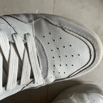 Skechers Ayakkabısında 25 Günde Çatlak Ve Yırtılma Kullanıcı Hatası İddiası Kabul Edilemez