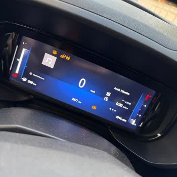 Sıfır Kilometrelik Opel Combo’da Sürekli Güvenlik Uyarıları Ve Servis İhmali