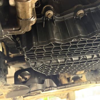 Yeni Opel Vivaro’da Yağ Sızıntısı Ve Uzayan Servis Süreci İş Kaybına Yol Açıyor