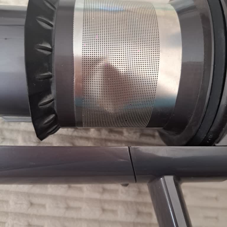 Dyson V12 Cyclon Filter Deformed Despite Warranty Coverage