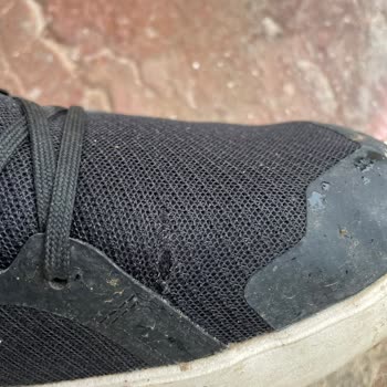 Adidas Mağazasındaki Kalitesiz Ayakkabı Ve Açıklamasız Reddi