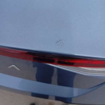 Hyundai Elantra Bagaj Boya Çatlakları Garanti Süresi Bahane Edilerek Kapsam Dışı