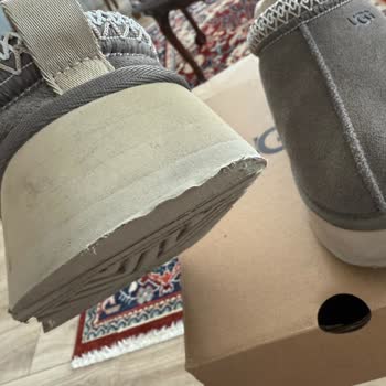 Ugg Terlikte Kısa Sürede Taban Aşınması Ve Mağazanın Kullanıcı Hatası İddiası
