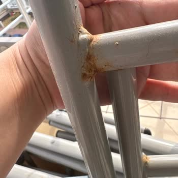 Koçtaş Metal Bahçe Setindeki Paslanma Ve Cam Kırılması Garantide Kapsam Dışında