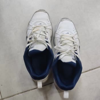 Nike Ayakkabısının Gürültülü Olması Ve Kullanılamaması