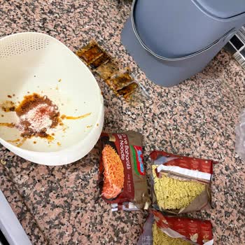 Şok Marketten Aldığım İndomie Paketi İçinde Sos Poşeti Çıkmadı