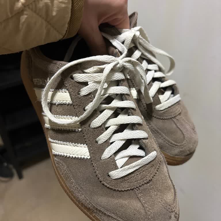 Adidas Ürününün Renk Bozulması Ve Trendyol’un 6 Ay Kuralı İle Mağduriyet