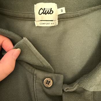 Beymen Club Polo Yaka Tişörtte Plastik Parçanın Çıkması