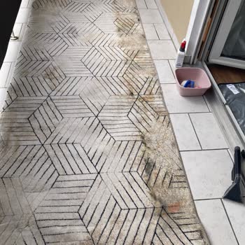 Küflü Ve Hasarlı Eşyalar İçin 500 Euro Tazminat Talebi