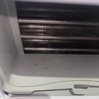 Kusurlu Arçelik Kurutma Makinesi, İlgisiz Mağaza Ve Servis, Değişim Talebi